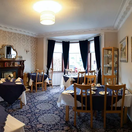Linden Guest House-2
